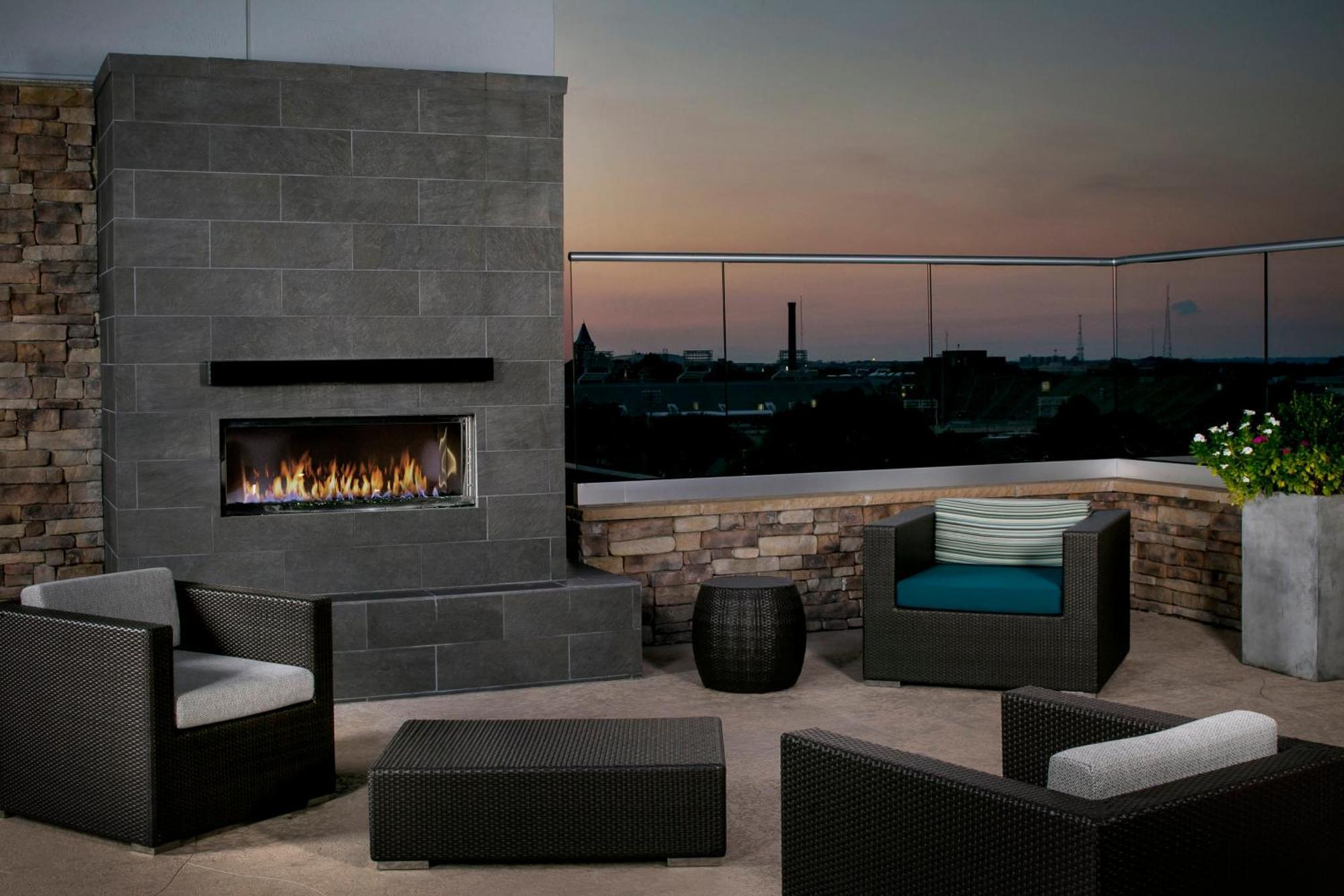 Staybridge Suites Atlanta - Midtown By Ihg Bagian luar foto